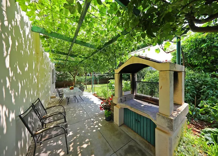 Apartman Girica Zára