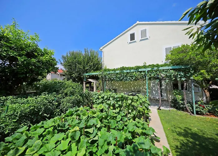 Girica Apartman Zára